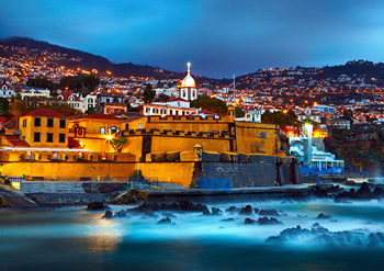 Funchal, cidade para instalar um posto de carregamento