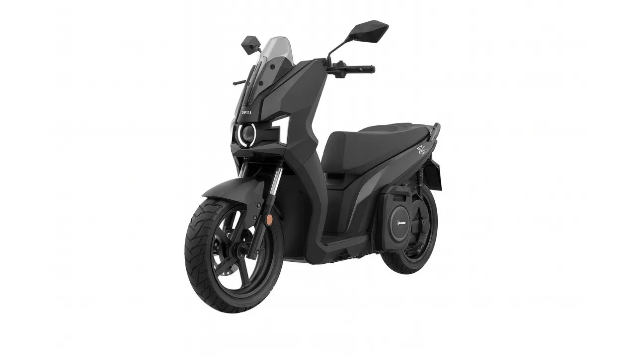 Silence S01, scooter elétrica em preto mate com design inovador, ideal para mobilidade urbana sustentável em Portugal.